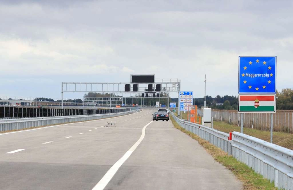 Mađarska uvela novi sustav kontrole na graničnom prijelazu sa Srbijom