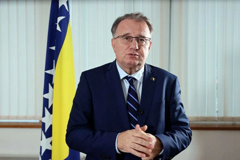 Nikšić: Pojedinci koji odlazak Schmidta predstavljaju kao svoju pobjedu će uvidjeti da će BiH izaći jača i stabilnija