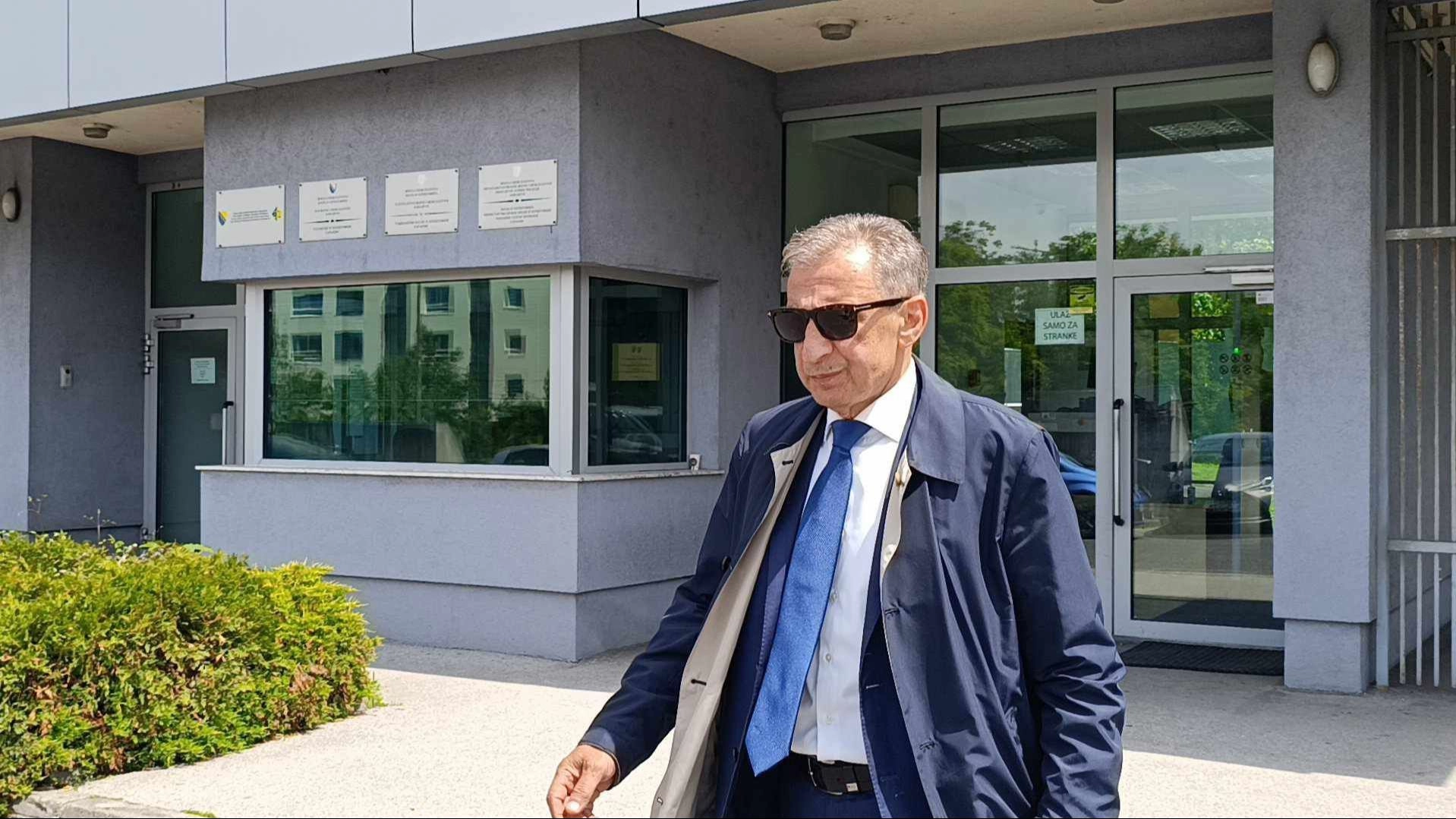 Svjedokinja negirala da je upisala ime optuženog u registar