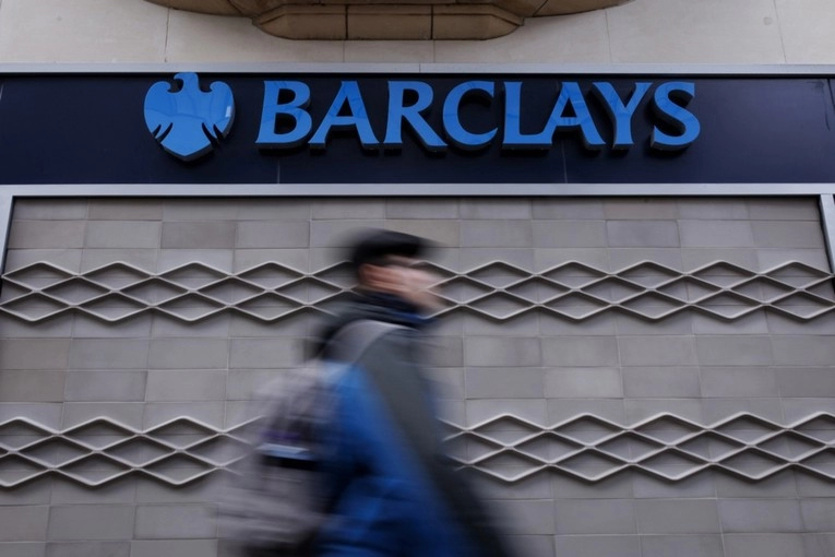 Barclays ukida 5000 radnih mjesta. Među pogođenima i programeri