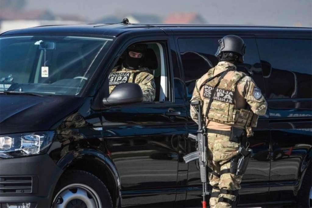 Velika akcija SIPA-e: Uhićeno više osoba, među njima i Željko Radovanović Krečo